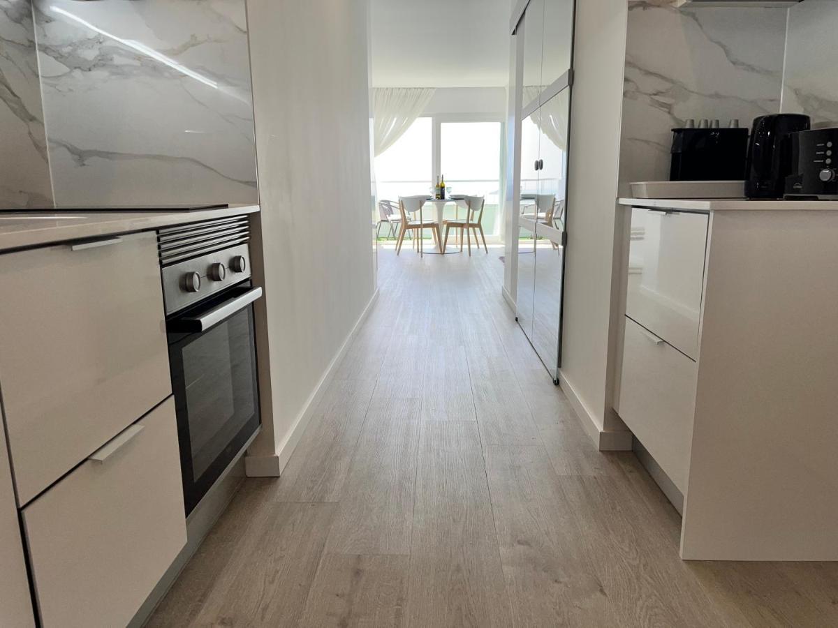 Axenic Retreat - Panoramic Ocean View, Sleeps 4, Ensuite Bathroom, New Redesign Σεσίμπρα Εξωτερικό φωτογραφία