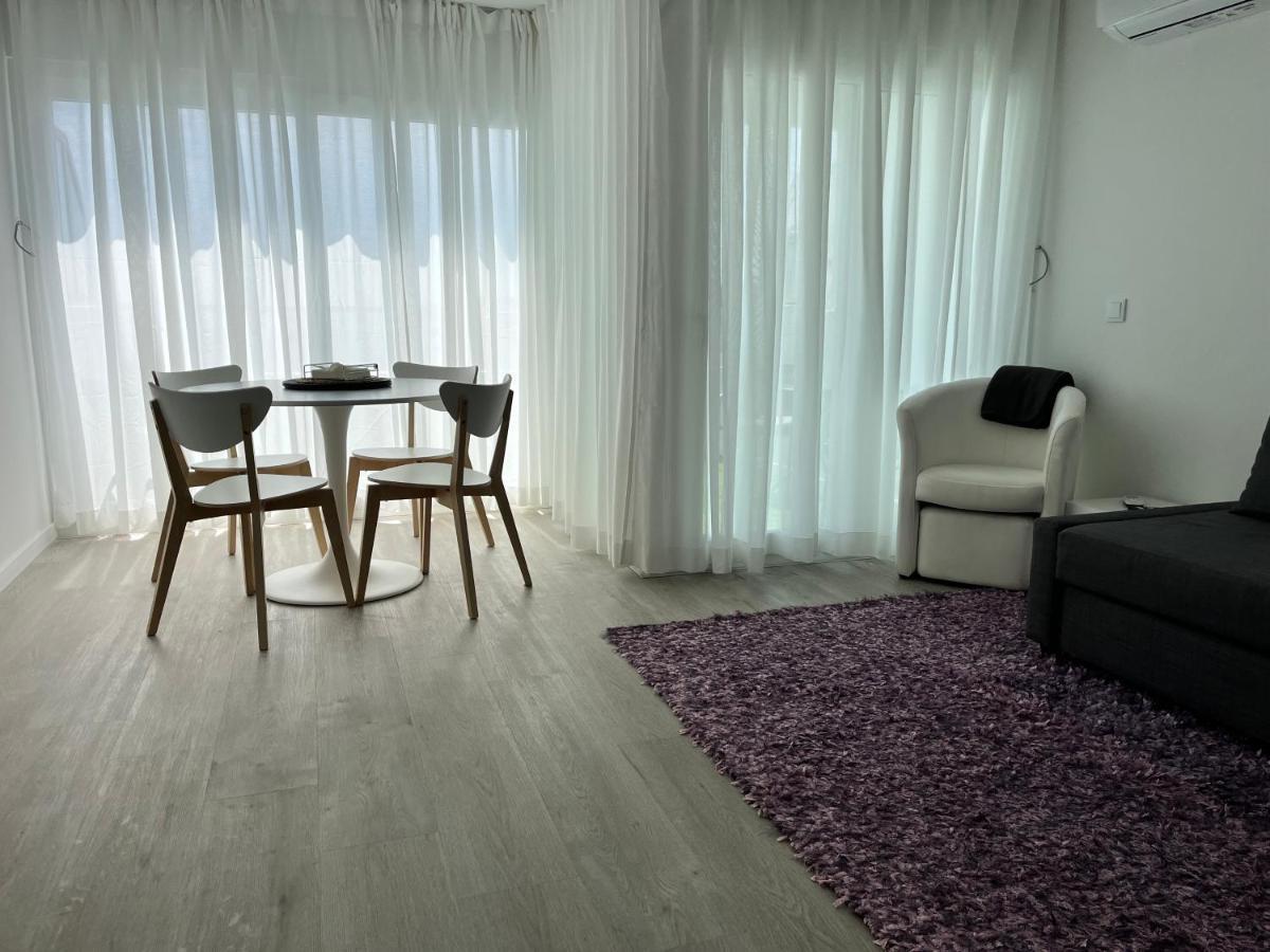 Axenic Retreat - Panoramic Ocean View, Sleeps 4, Ensuite Bathroom, New Redesign Σεσίμπρα Εξωτερικό φωτογραφία